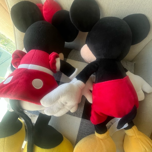 Disney Mickey and Minnie Mouse Stuffed Animals - Red, Black, Yellow - Picture 6 of 7